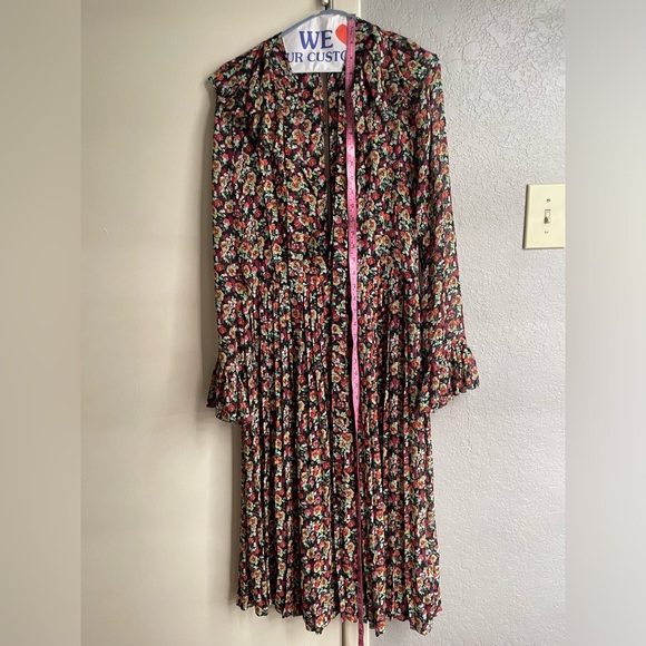 Victoria Beckham Fall/Winter 2021 Dress - Picture 6 of 8